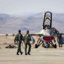 הבלו פלאג. | אוליבייה פיטוסי פלאש 90