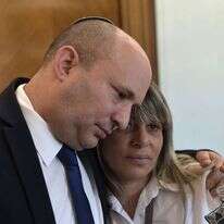 רה"מ בנט וניצה שמואלי. | קובי גדעון, לע"מ רה"מ בנט וניצה שמואלי. | קובי גדעון, לע"מ