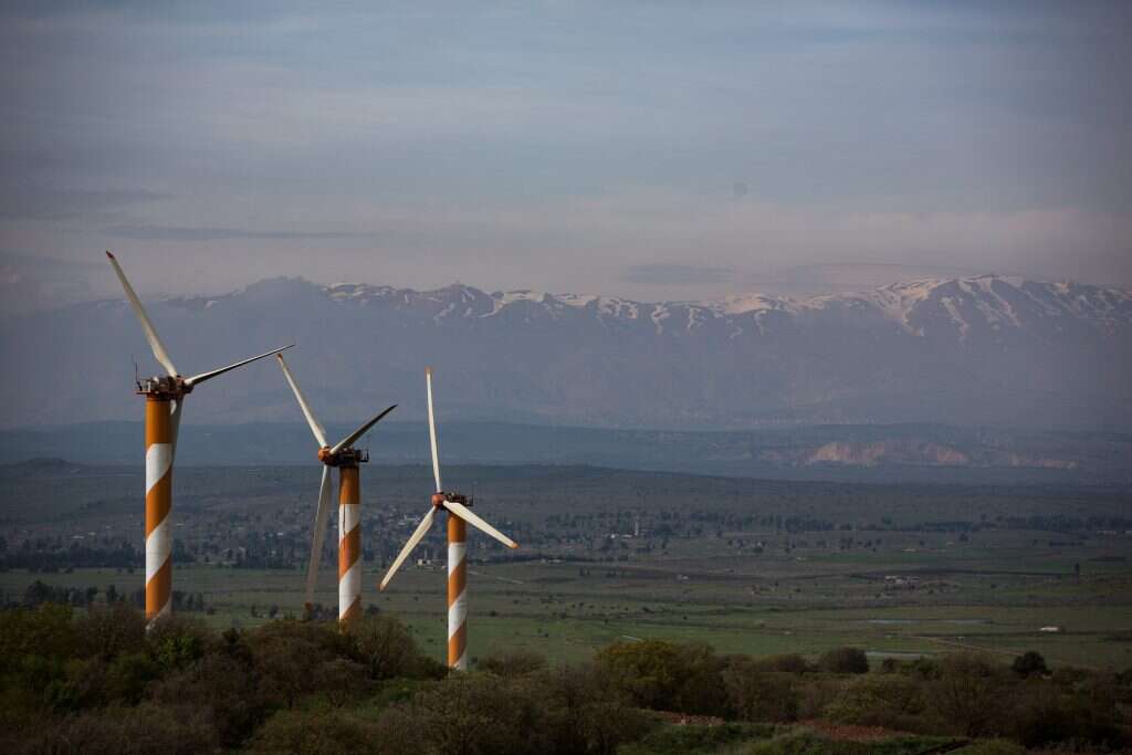 תהליך תודעתי. טורבינות במורדות החרמון. | הדס פרוש, פלאש 90