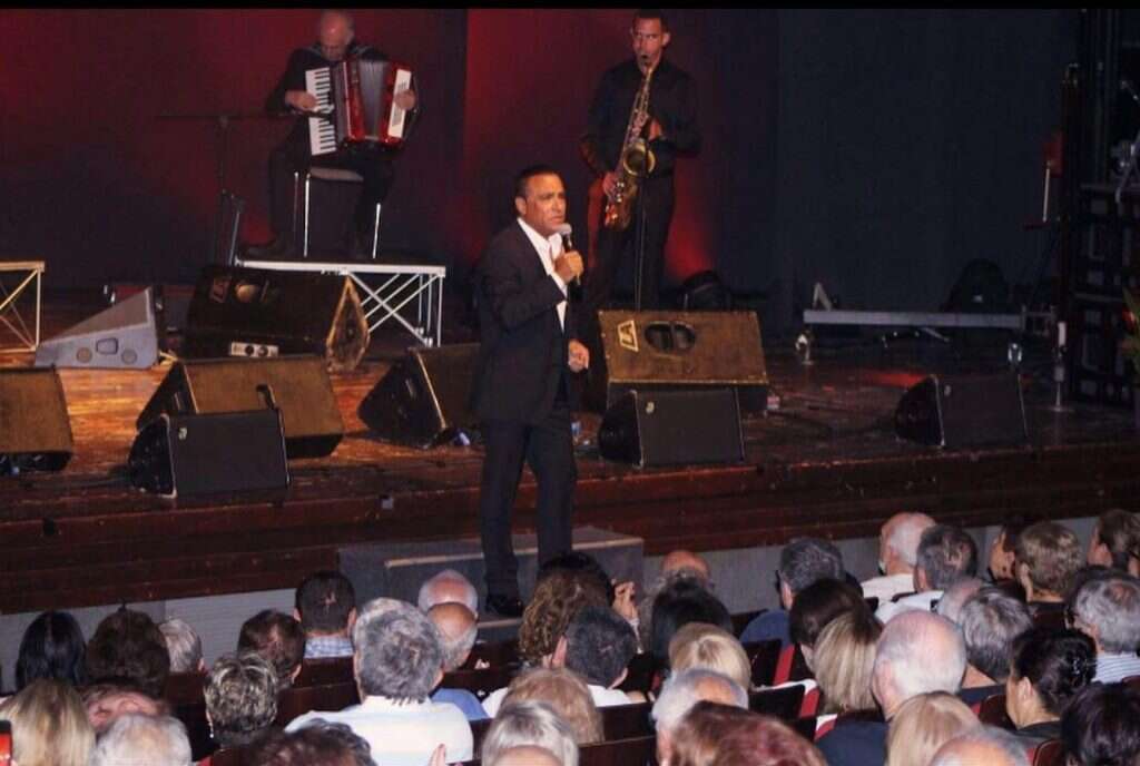 דורון מזר. | מירה פוקס