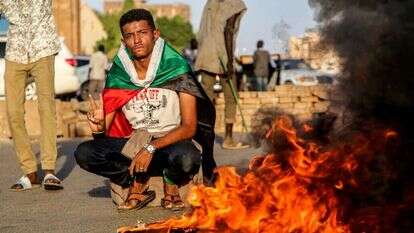 מפגינים נגד ההפיכה הצבאית בסודן. | EPA