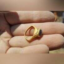 הטבעת כפי שנמצאה בשטח. | אליהו ולדמן, רשות העתיקות