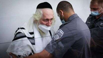 אליעזר ברלנד בבית המשפט. | יונתן זינדל/פלאש90 אליעזר ברלנד בבית המשפט. | יונתן זינדל/פלאש90