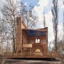 "תחושה של עולם חדש שנפתח ומתגלה". בית הכנסת באתר ההנצחה באבי יאר. | BYHMC המרכז להנצחת השואה באבי יאר