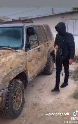 לא מפחדים. סרטון פשיעה שהועלה לטיקטוק. | מסך