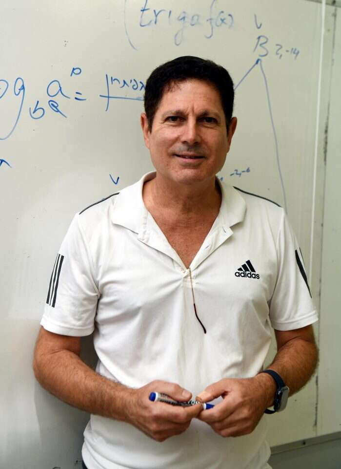 דוד מואסיס | ישיבת בני עקיבא קריית־הרצוג בני־ברק. | יוסי זליגר