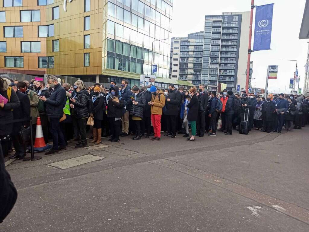 התורים בכניסה. | יעל (פרוינד) אברהם