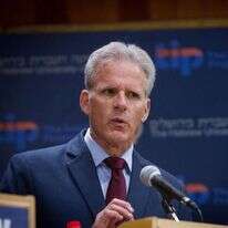 מייקל אורן. | מרים אלסטר, פלאש 90