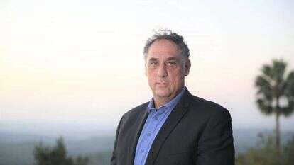 אלחנן גלאט. | מרים צחי