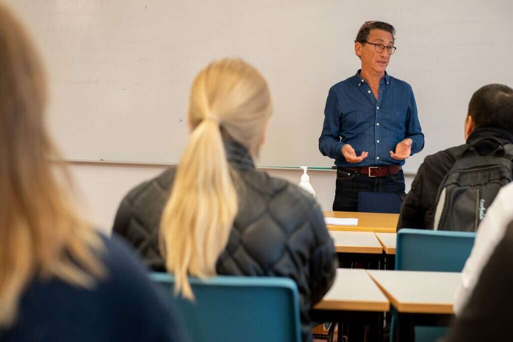 מפגשים לא צפויים. מפגש הסובלנות הבין־דתי של הרב כהן והאימאם בראקת. | פיטר קרון