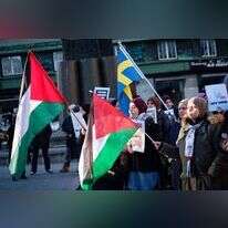 "מאיפה זה בא להם?". הפגנה במאלמו נגד הכרת טראמפ בירושלים בירת ישראל. | גטי אימג'ס