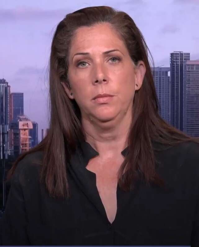 שני חזיזה. | מסך כאן 11 שני חזיזה. | מסך כאן 11