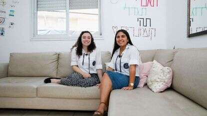 לירון מולדובן