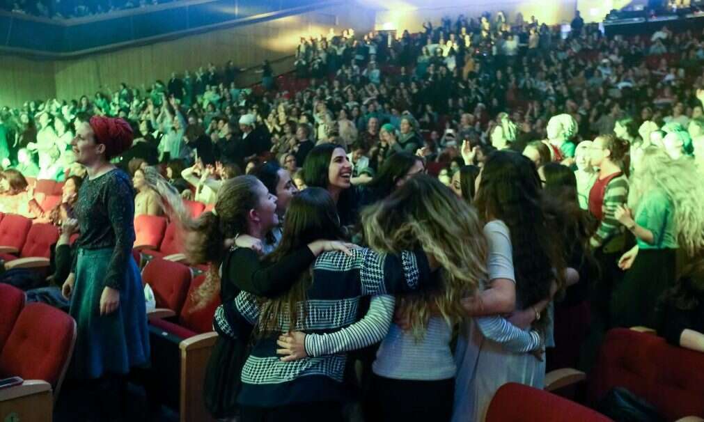 מופע "צמאה" לנשים בבנייני האומה בירושלים. | יחזקאל איטקין