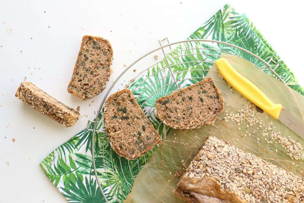 לחם טחינה. | אפרת ליכטנשטט