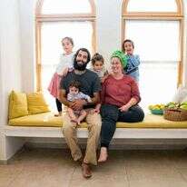 משפחת זכריה, אביגיל. | לירון מולדובן