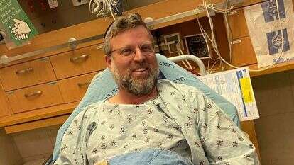 פצוע הפיגוע קצנלבוגן. הכדור חדר את התפילין. | דוברות הדסה פצוע הפיגוע קצנלבוגן. הכדור חדר את התפילין. | דוברות הדסה