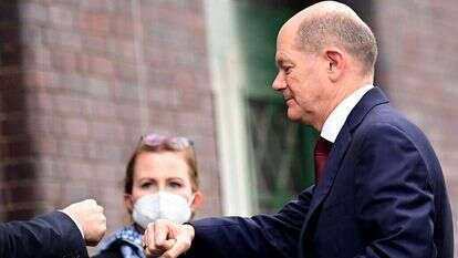 יו"ר המפלגה הסוציאל-דמוקרטית אולף שולץ. | AFP יו"ר המפלגה הסוציאל-דמוקרטית אולף שולץ. | AFP