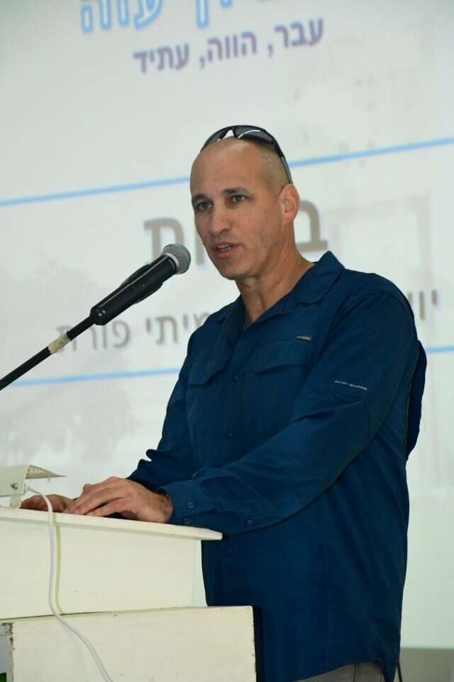 אמיתי פורת. | דוברות הקיבוץ הדתי
