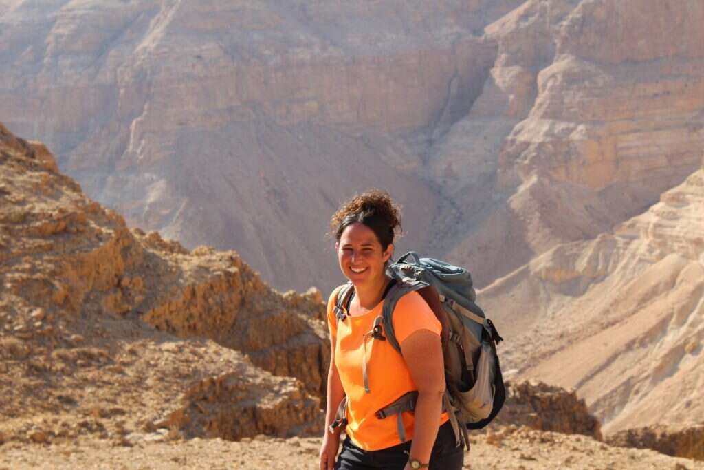 אוריה עמיחי. | שרה פני עוזרי