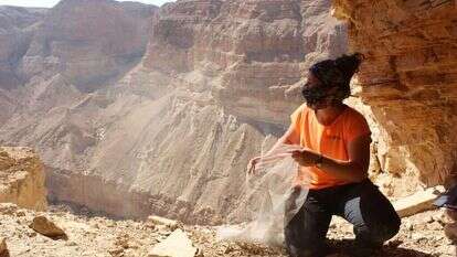 שרה פני עוזרי