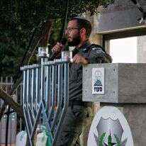 לוחמי מג"ב בדלקת נרות עם מכינת מעוז בלוד לוחמי מג"ב בדלקת נרות עם מכינת מעוז בלוד