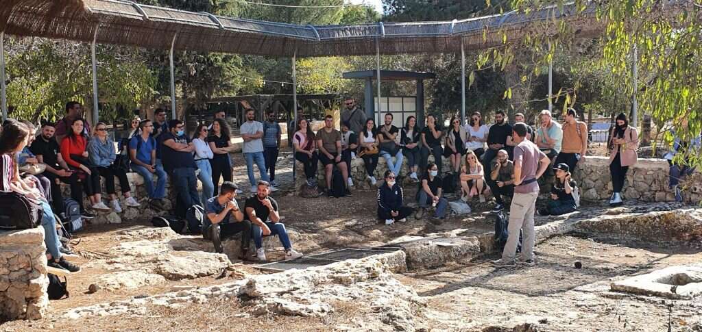 ארמונות החשמונאים. | דוברות בנימין