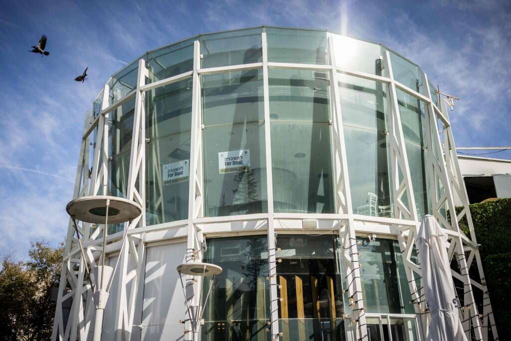 יונתן זינדל, פלאש 90