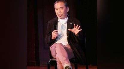 לפעמים מפעים ולפעמים נופל למלכודות הקיטש. הרוקי מורקמי. | AFP