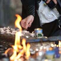 נרות לזכר ההרוגים באסון מירון. | דוד כהן, ג'יני