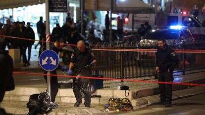 זירת הפיגוע סמוך לשער שכם. | EPA