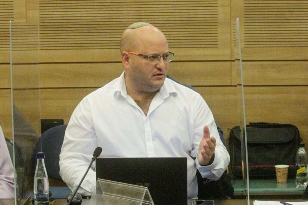 מאיר ליוש בדיון על אלימות נגד יהודים בכנסת. | שלו שלום/TPS מאיר ליוש בדיון על אלימות נגד יהודים בכנסת. | שלו שלום/TPS