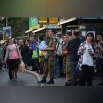 תחנת אוטובוס בירושלים. | הדס פרוש, פלאש 90