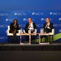 פנינה תמנו שטה בוועידת ה-IAC. | נועם גלאי