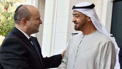 נפתלי בנט עם יורש העצר שייח׳ מוחמד בן זאיד. | חיים צח, לע"מ