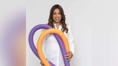 אורלי נהרי, הידרותרפיסטית. | אבישג שאר-ישוב אורלי נהרי, הידרותרפיסטית. | אבישג שאר-ישוב