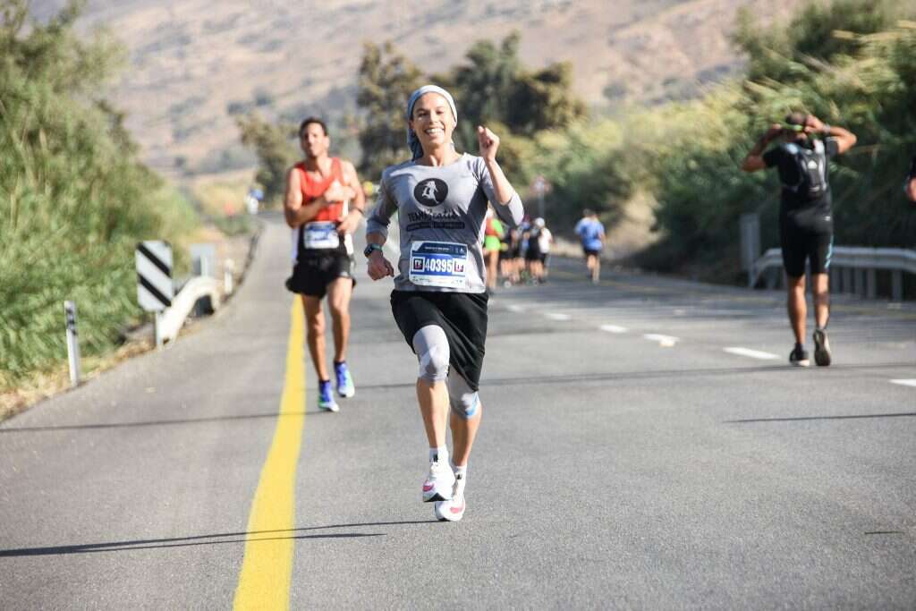 לשנות את העולם דרך הריצה. דויטש בפעולה. | אביעד אברהמי