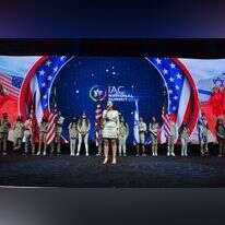 "הילדים שלי הם אמריקנים לכל דבר". הופעה על בימת הכנס בהוליווד, פלורידה | נועם גלאי