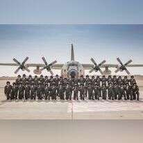 מסיימי קורס טיס 183 בבסיס חצרים. | דו"צ