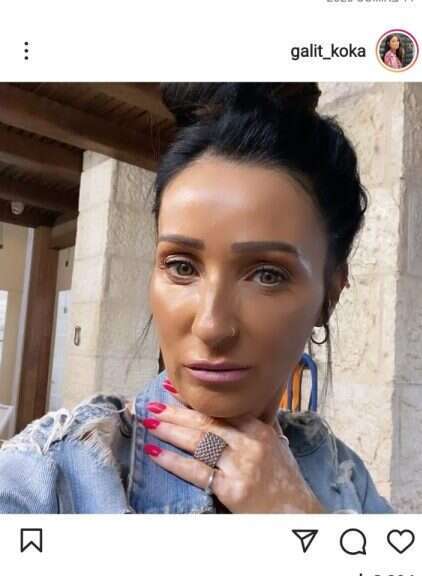 חשיפה מול המצלמות. גלית קוקה