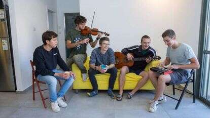 לירון מולדובן