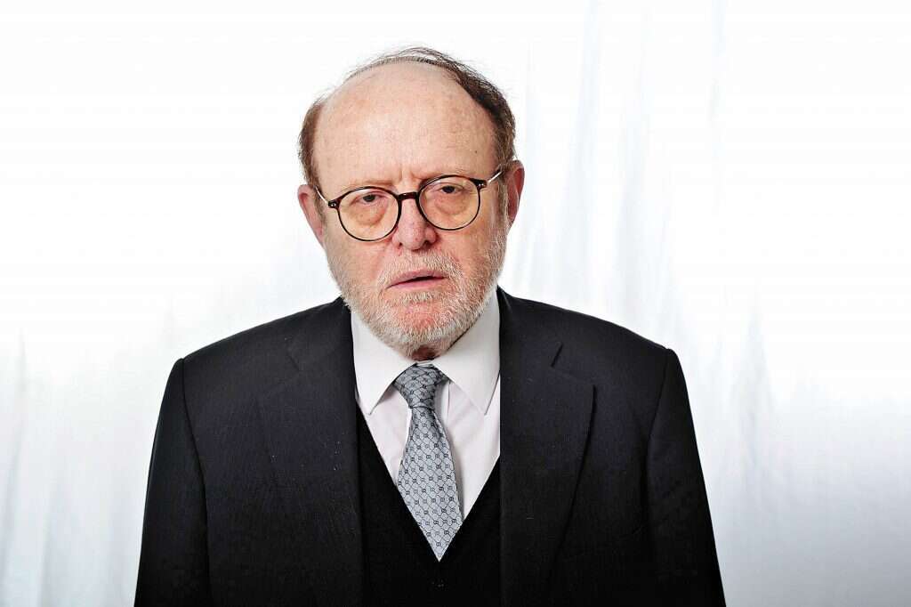 עו"ד יעקב וינרוט. | ראובן קסטרו