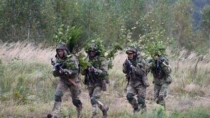 חיילים אוקראינים באימון על רקע המתיחות עם רוסיה. | AFP