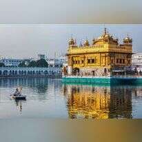 הארימנדיר סאהיב בעל ארבע הכניסות. | שאטרסטוק