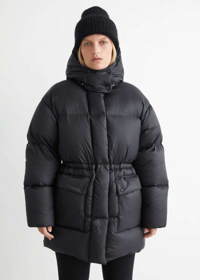 and other Stories, מעיל, 1,150 ש"ח. | יחצ and other Stories, מעיל, 1,150 ש"ח. | יחצ