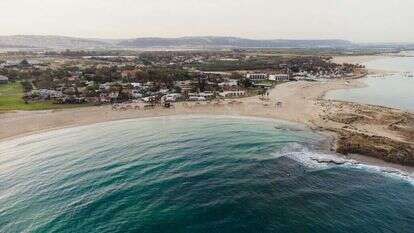 מלון חוף נחשולים. | ניר דוידזון