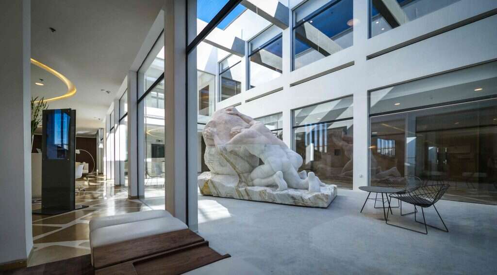 אלמא. | איתי סיקולסקי