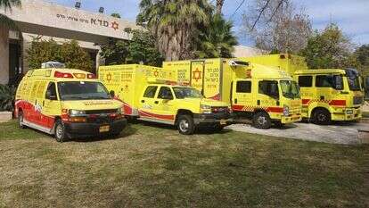 אמבולנסים של מד"א. | דוברות מד"א