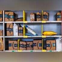 קניות מחו"ל. | שאטרסטוק