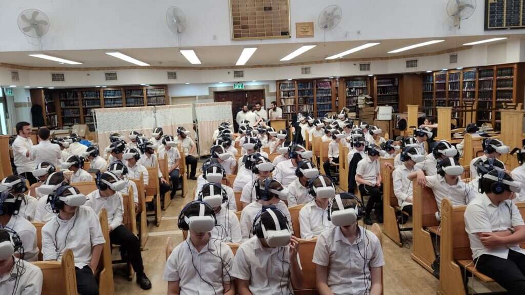 הסיור רק מחזק את האמונה. "ניצחה הרוח" גם בבית המדרש. | מנחם אלתר ורבקה צרפתי־שבתאי הסיור רק מחזק את האמונה. "ניצחה הרוח" גם בבית המדרש. | מנחם אלתר ורבקה צרפתי־שבתאי